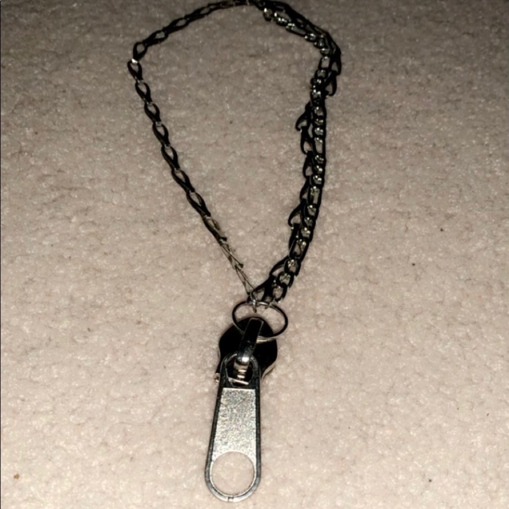 ❌SOLD❌ NEW Zipper chain necklace